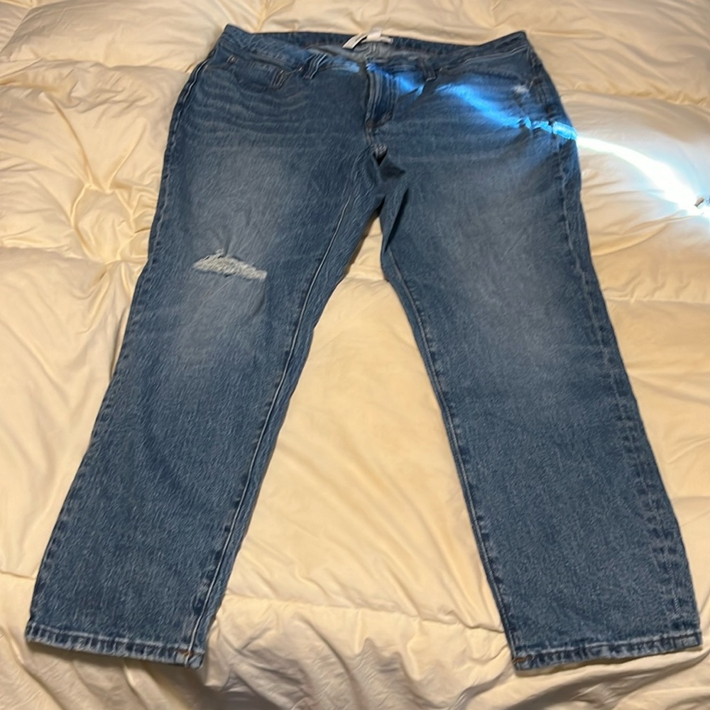 Madewell women’s 16 W the mid-rise, perfect vintage jeans. New with tags.